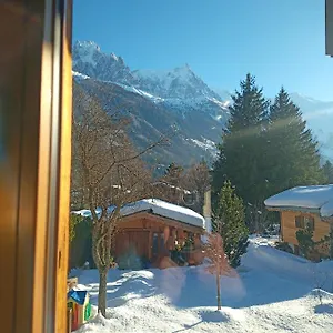  Apartment La Chaine Du Mont-blanc